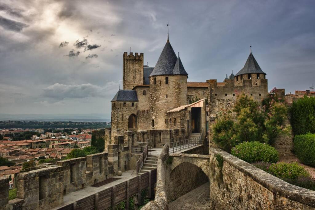 Charmant T2 en COEUR de VILLE - 2 lits + lit bébé - Wifi - Imprimante Carcassonne Extérieur photo