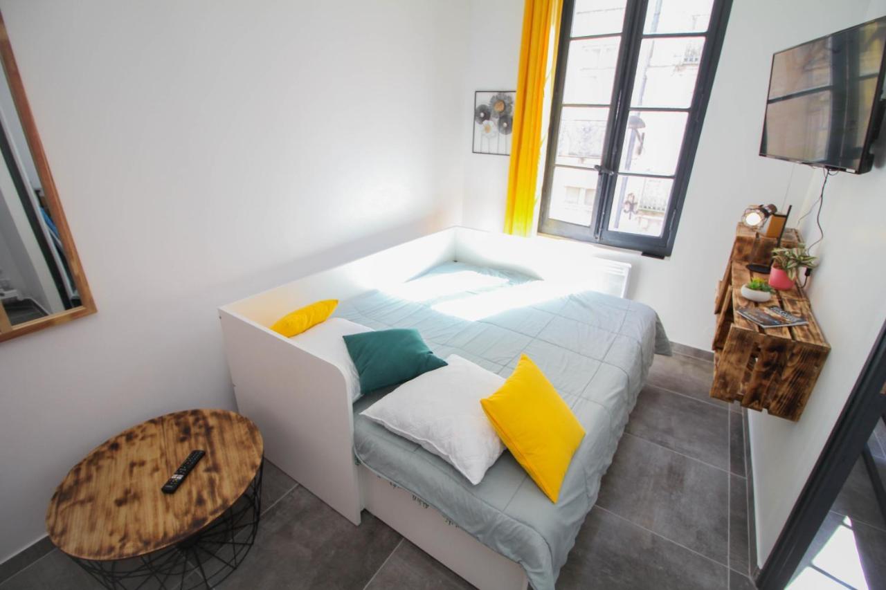 Charmant T2 en COEUR de VILLE - 2 lits + lit bébé - Wifi - Imprimante Carcassonne Extérieur photo