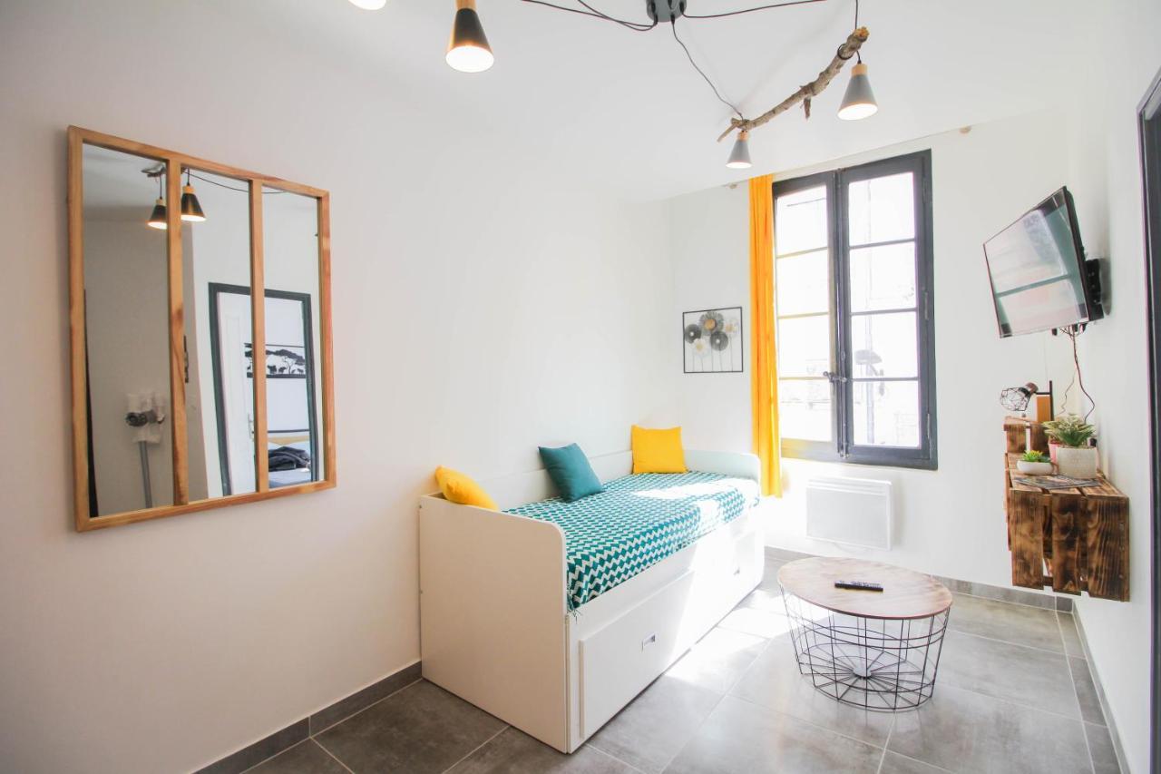 Charmant T2 en COEUR de VILLE - 2 lits + lit bébé - Wifi - Imprimante Carcassonne Extérieur photo
